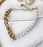 Oh so pretty Pearl/Chain bracelet in gold