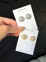Oh so pretty Pearl Earrings
