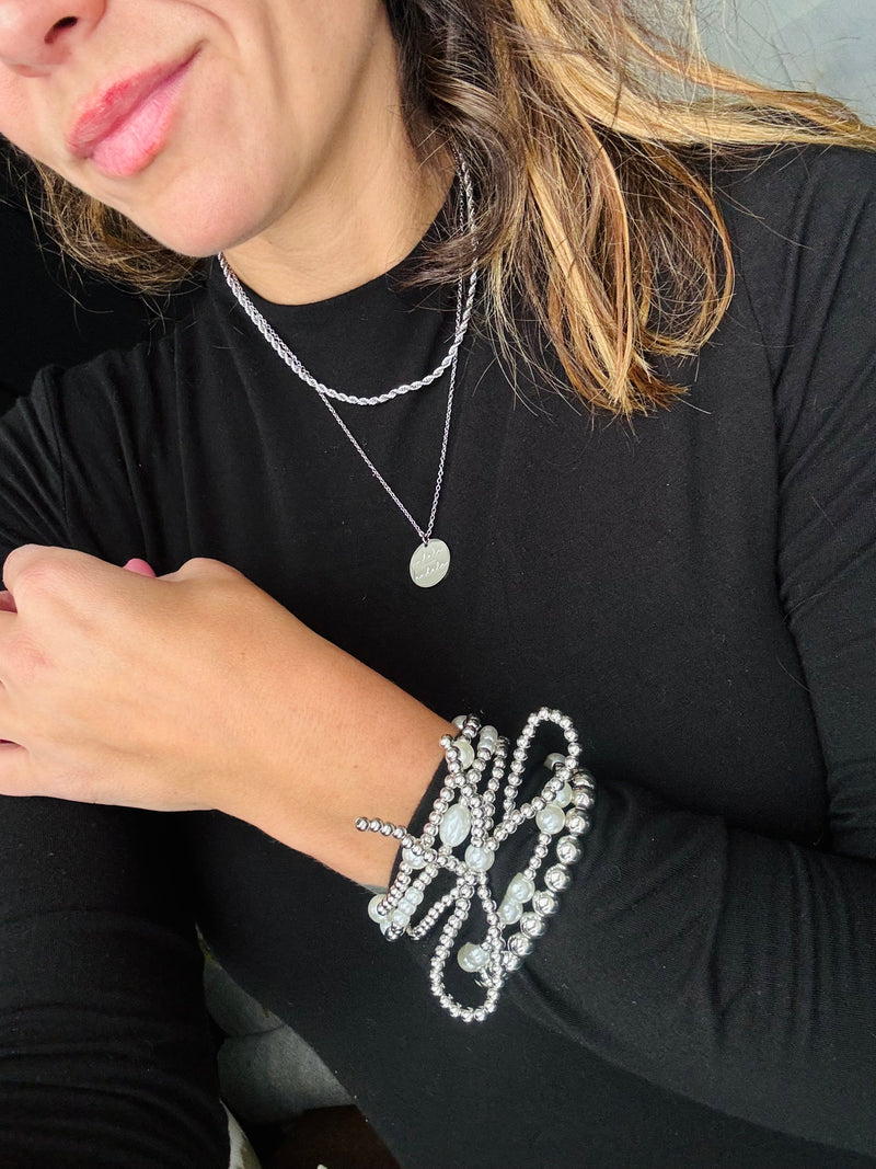 You’re like really pretty bow bracelet set
